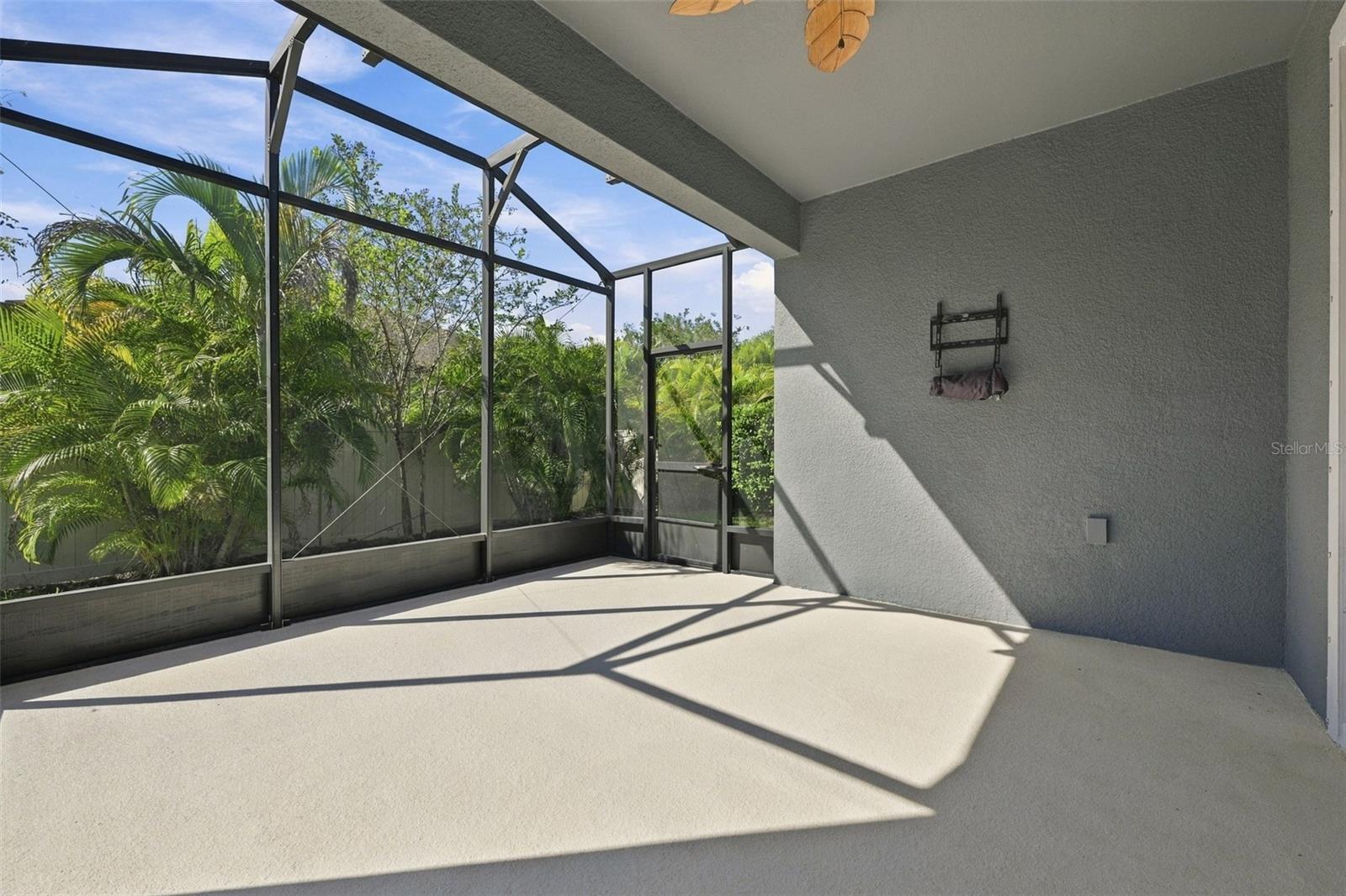 6345 CLIVEDEN COURT, Apollo Beach, FL 33572
