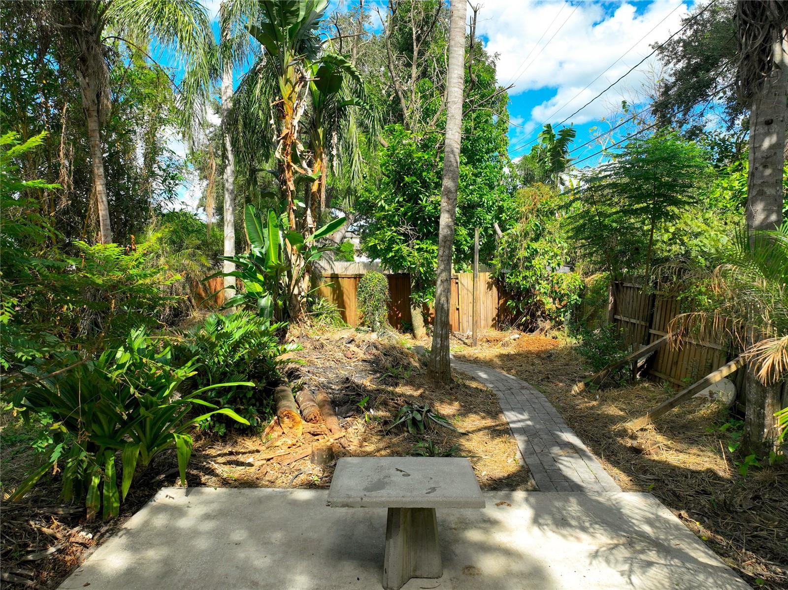 2809 TOURAINE AVENUE, Orlando, FL 32812