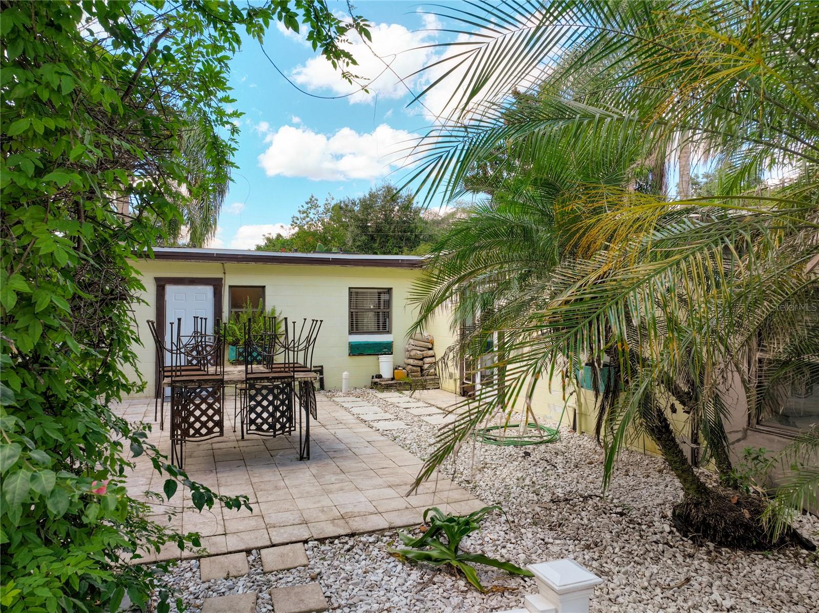 2809 TOURAINE AVENUE, Orlando, FL 32812