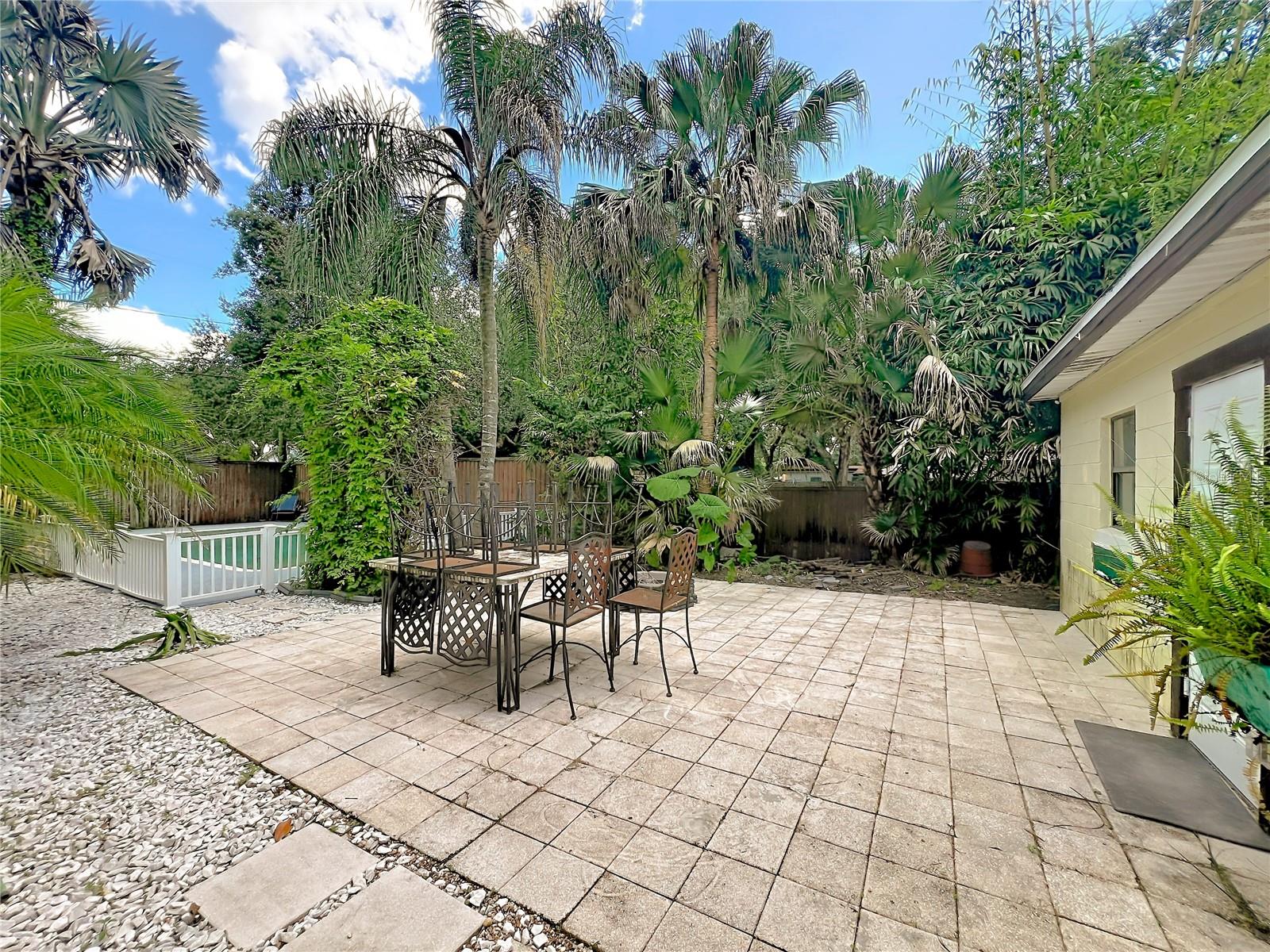 2809 TOURAINE AVENUE, Orlando, FL 32812