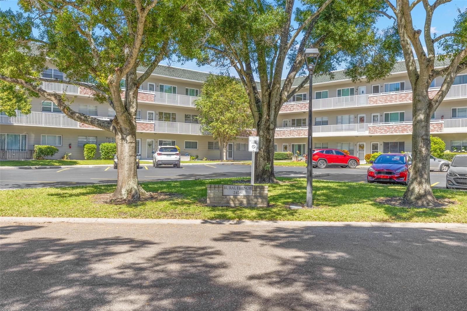 2426 PERSIAN DRIVE, #52, Clearwater, FL 33763