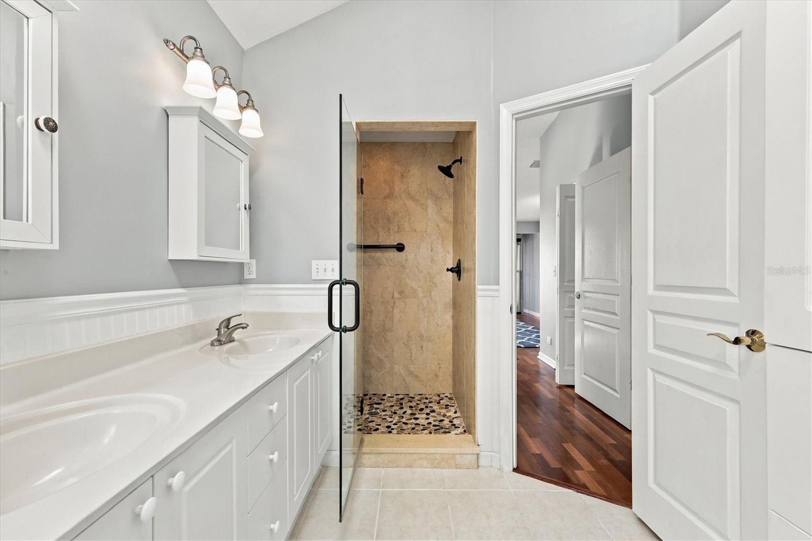 131 BRENT CIRCLE, Oldsmar, FL 34677