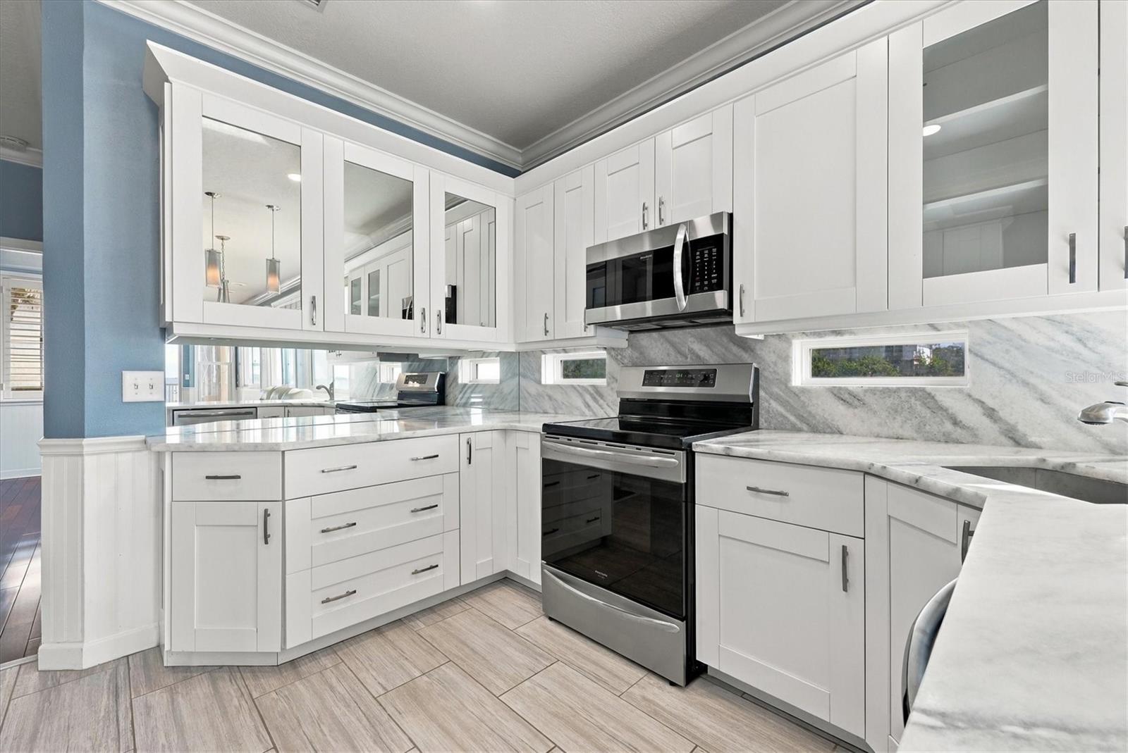 131 BRENT CIRCLE, Oldsmar, FL 34677
