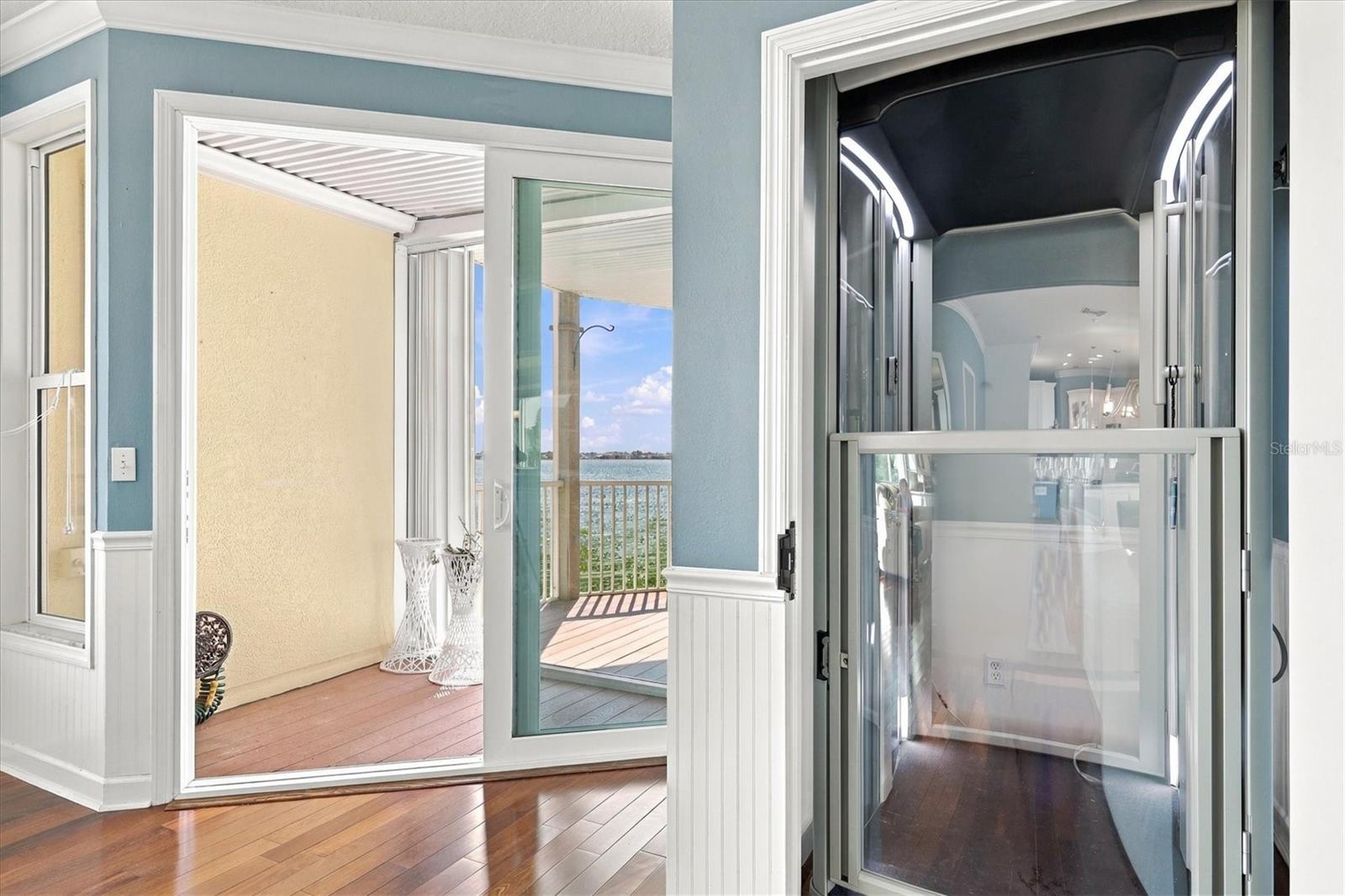 131 BRENT CIRCLE, Oldsmar, FL 34677