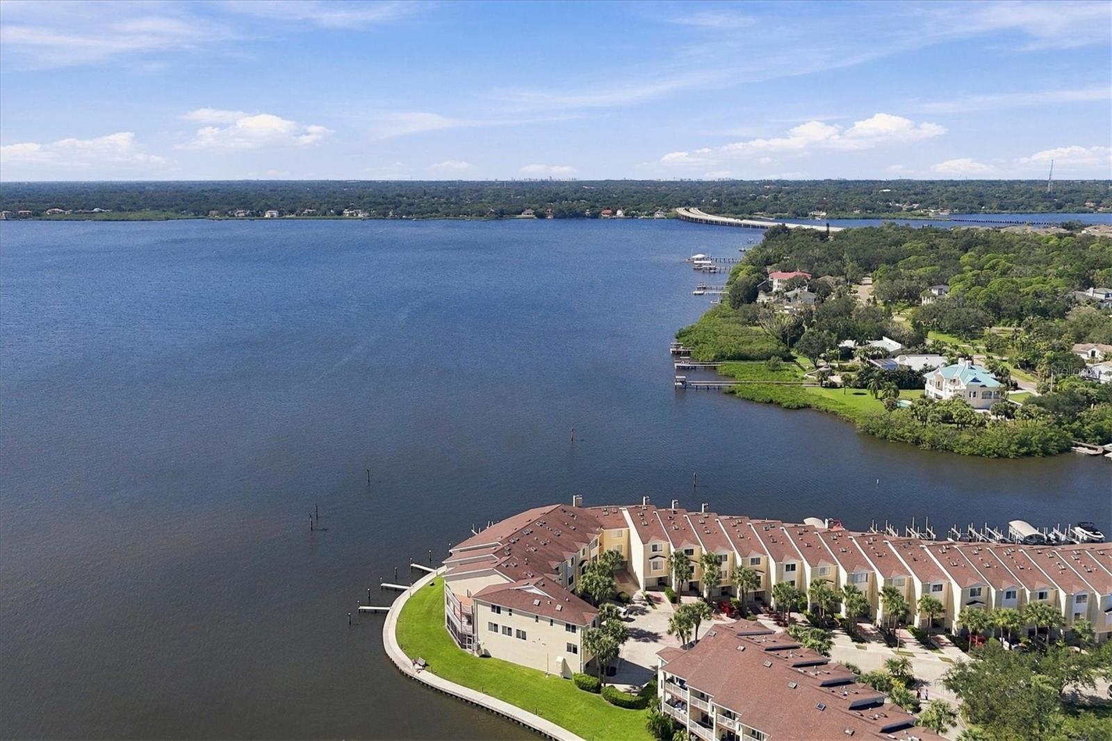 131 BRENT CIRCLE, Oldsmar, FL 34677 131 BRENT CIRCLE, Oldsmar, FL 34677