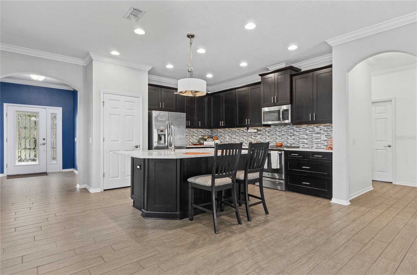 105 DAKOTA HILL DRIVE, Seffner, FL 33584