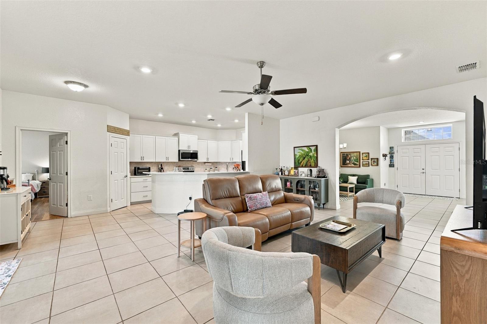 4041 SHEARWATER STREET, Lakeland, FL 33811