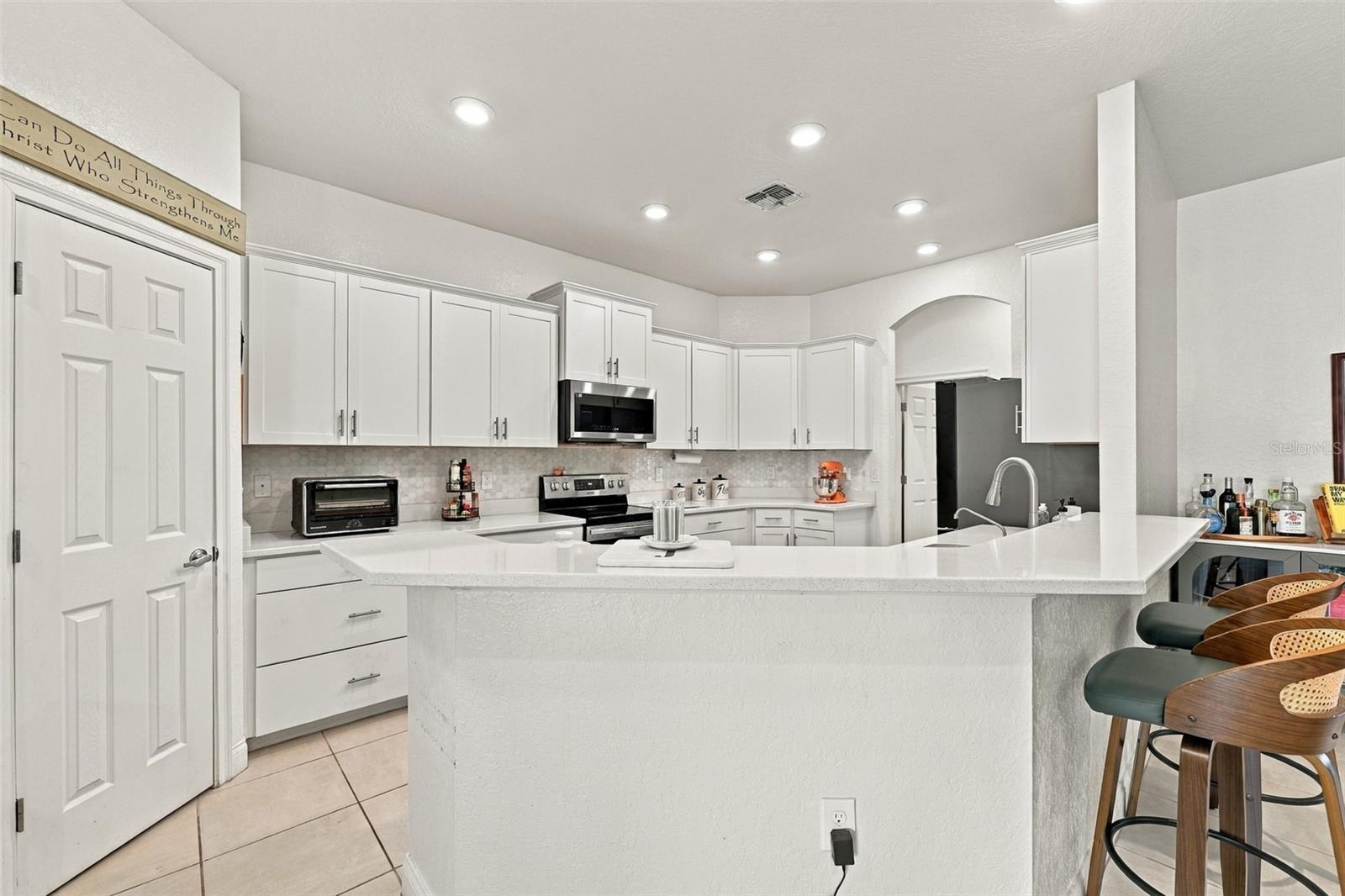 4041 SHEARWATER STREET, Lakeland, FL 33811