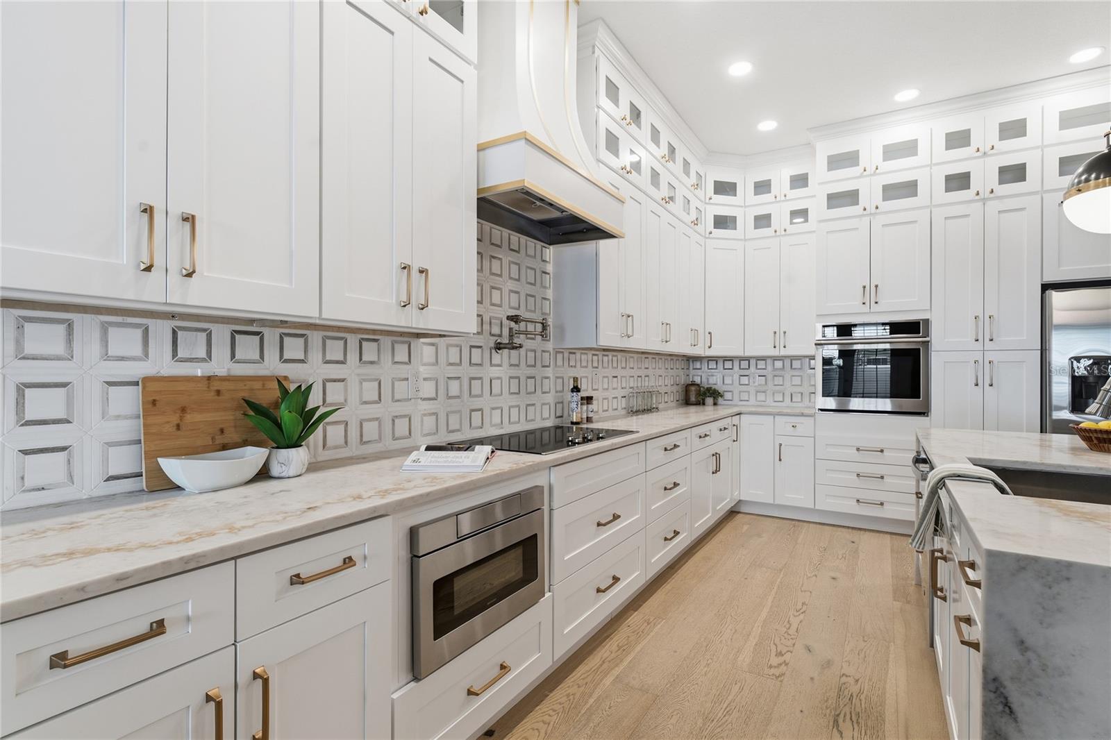 5601 BAYSHORE BOULEVARD, #E, Tampa, FL 33611