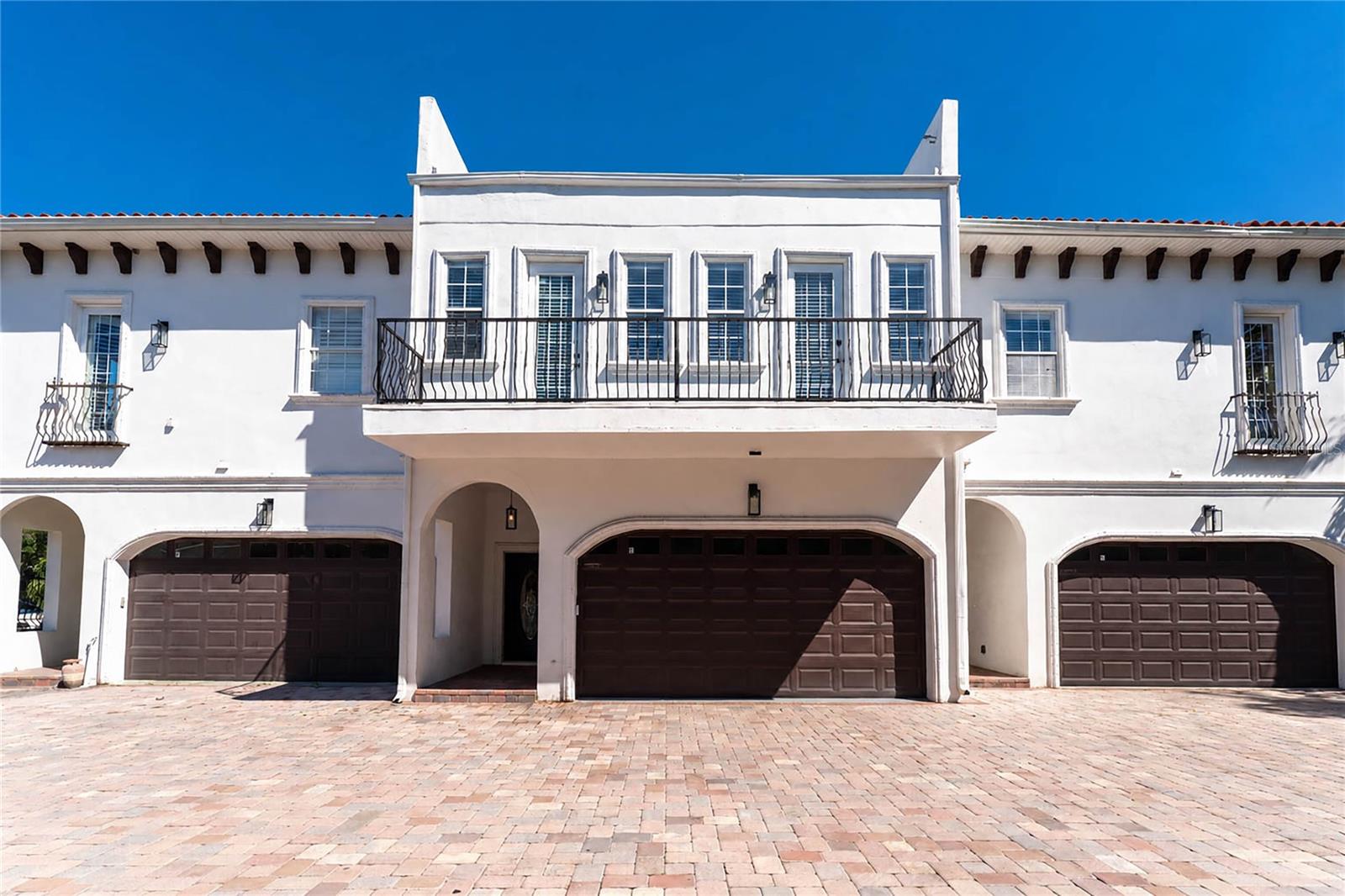 5601 BAYSHORE BOULEVARD, #E, Tampa, FL 33611 5601 BAYSHORE BOULEVARD, #E, Tampa, FL 33611