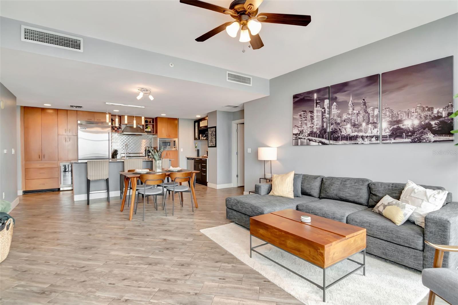1120 E KENNEDY BOULEVARD, #1512, Tampa, FL 33602