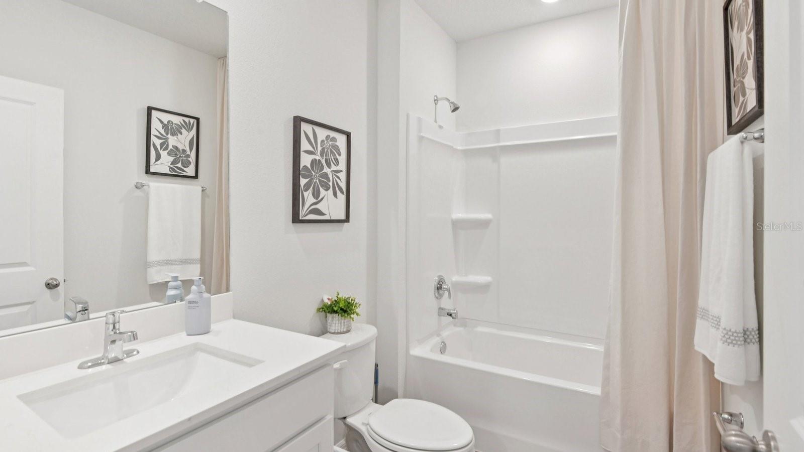 17752 SILVER SHADOWS LOOP, Spring Hill, FL 34610