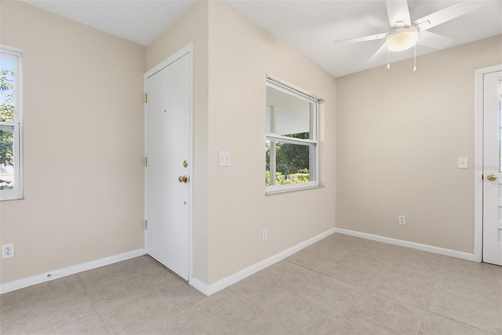 6709 S DAUPHIN AVENUE, Tampa, FL 33611 6709 S DAUPHIN AVENUE, Tampa, FL 33611