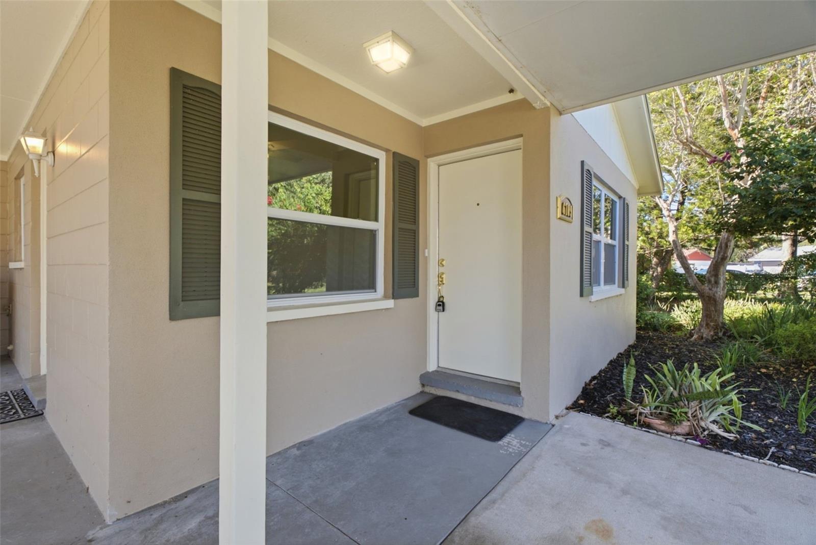 6709 S DAUPHIN AVENUE, Tampa, FL 33611 6709 S DAUPHIN AVENUE, Tampa, FL 33611