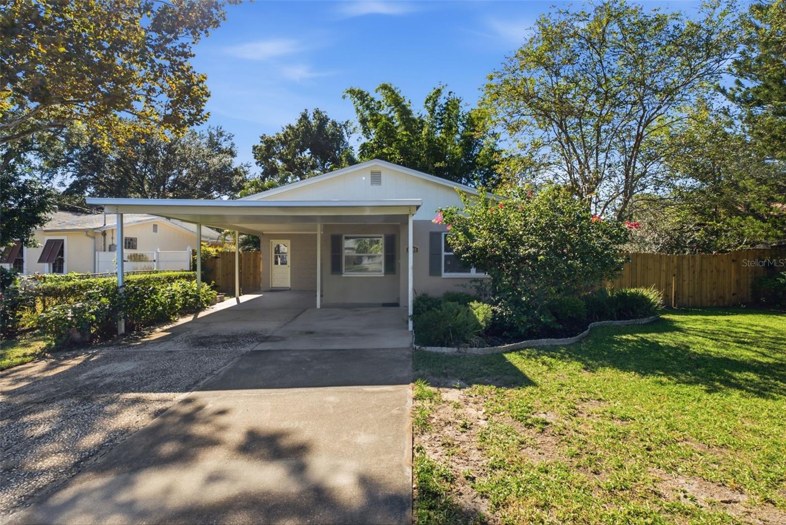 6709 S DAUPHIN AVENUE, Tampa, FL 33611 6709 S DAUPHIN AVENUE, Tampa, FL 33611