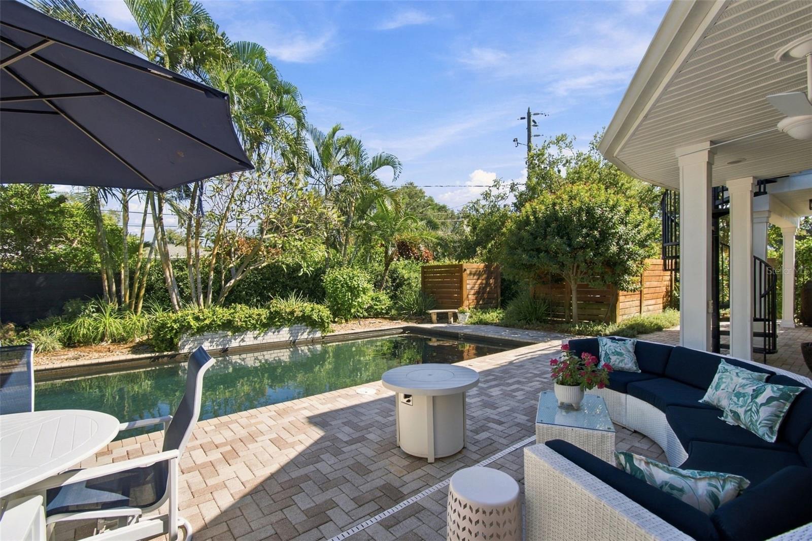 6030 4TH STREET S, St Petersburg, FL 33705