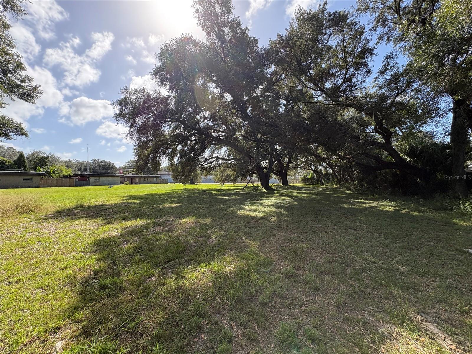 1116 E 142ND AVENUE, Tampa, FL 33613