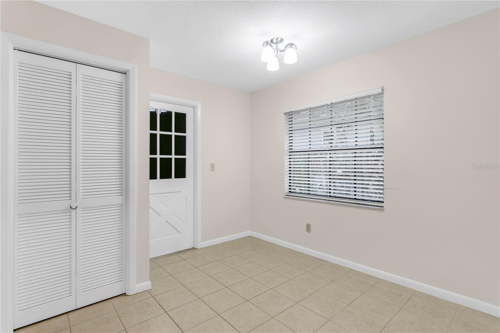 3302 W TAMBAY AVENUE, Tampa, FL 33611