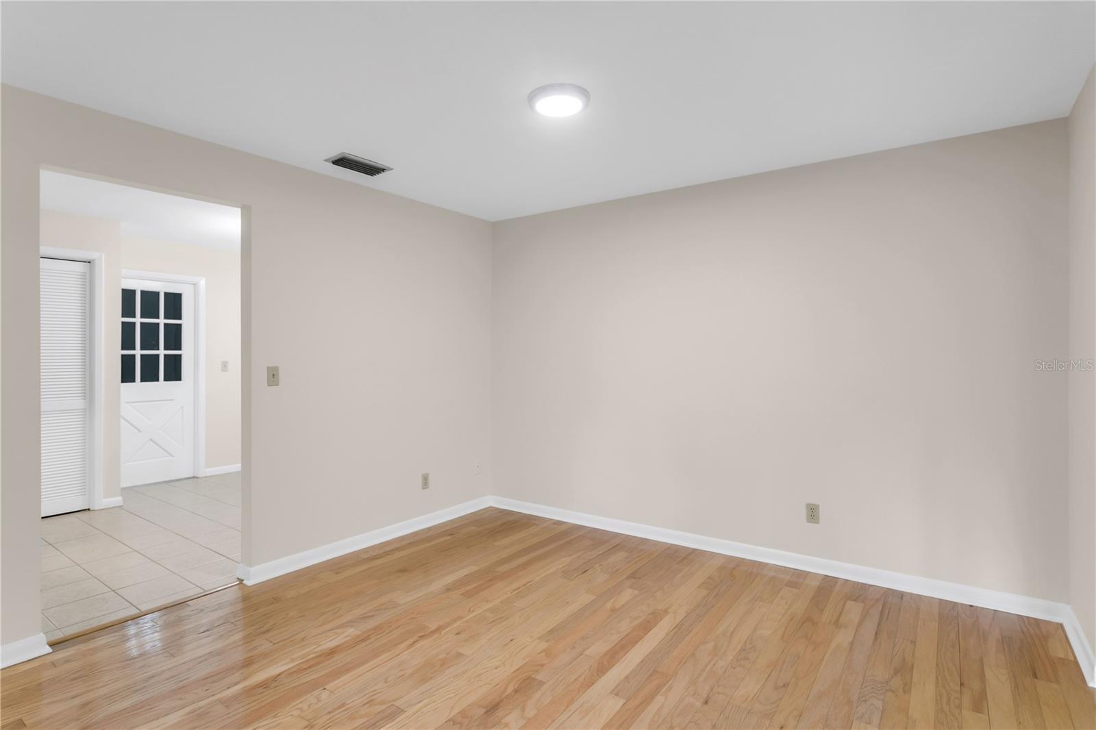 3302 W TAMBAY AVENUE, Tampa, FL 33611