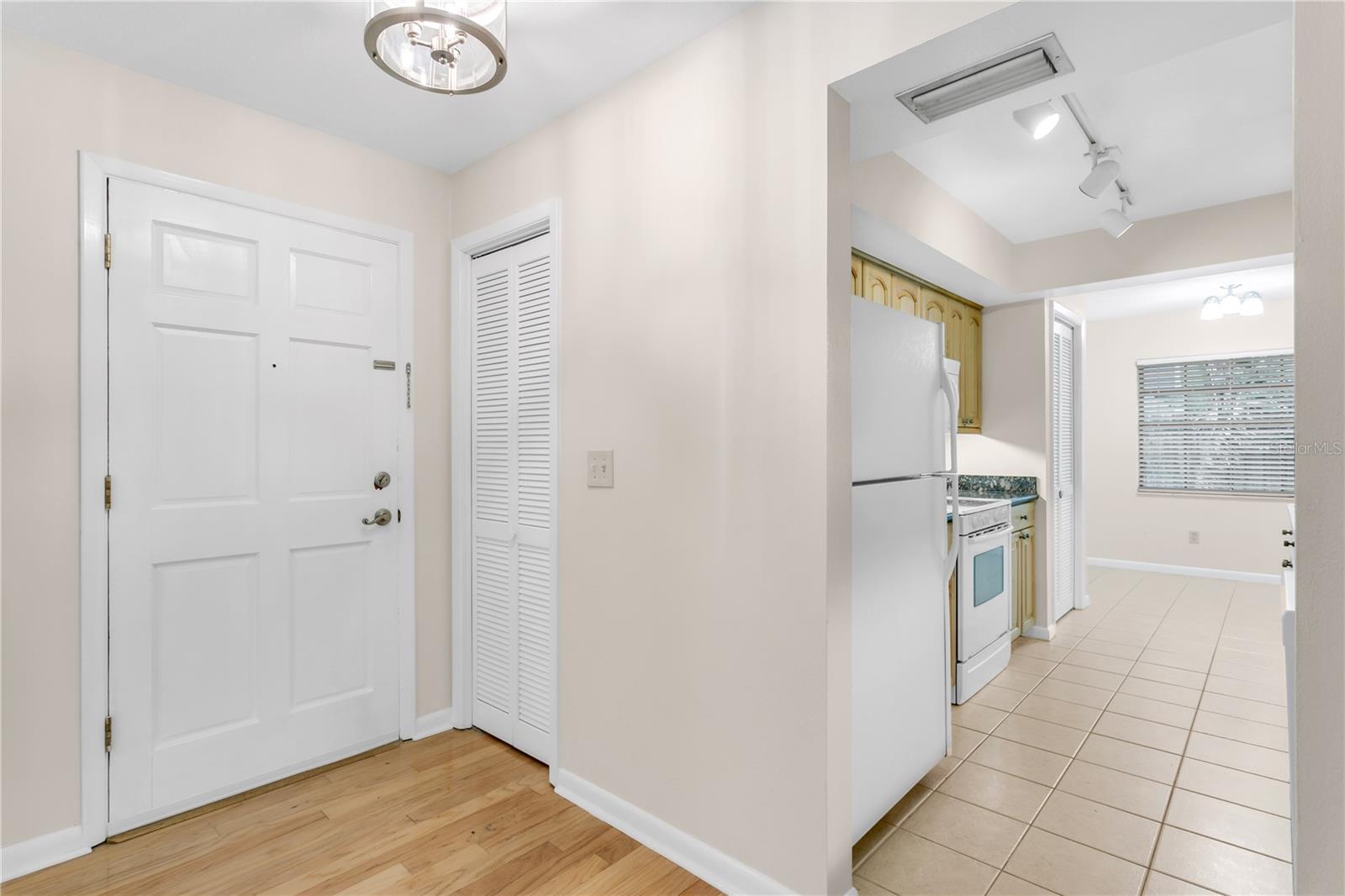 3302 W TAMBAY AVENUE, Tampa, FL 33611