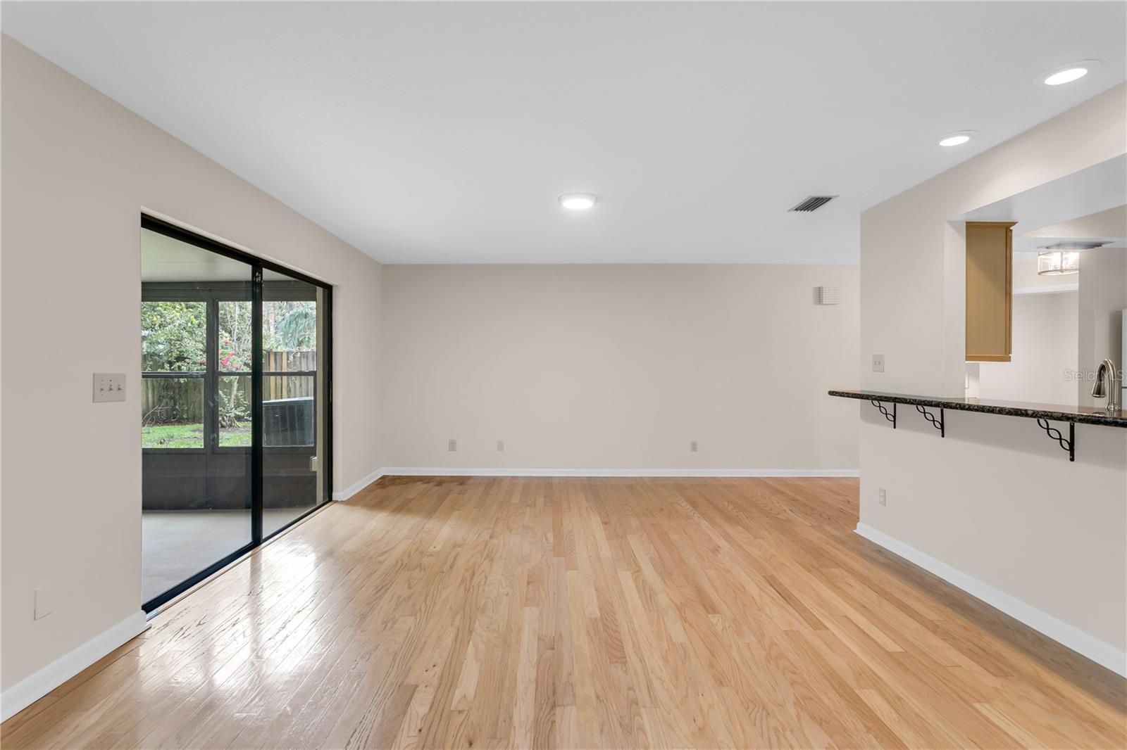 3302 W TAMBAY AVENUE, Tampa, FL 33611