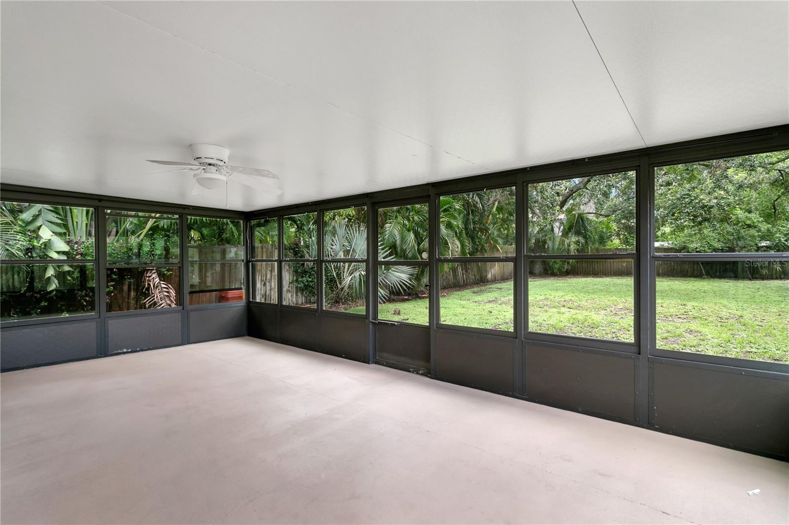 3302 W TAMBAY AVENUE, Tampa, FL 33611