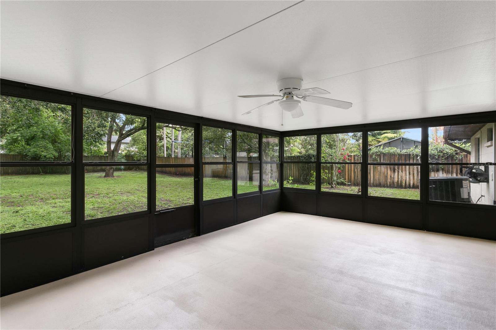 3302 W TAMBAY AVENUE, Tampa, FL 33611