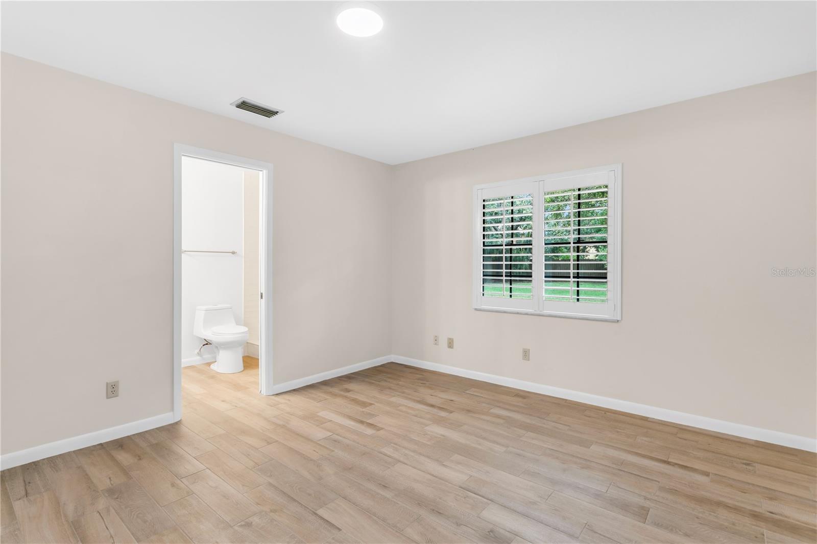 3302 W TAMBAY AVENUE, Tampa, FL 33611