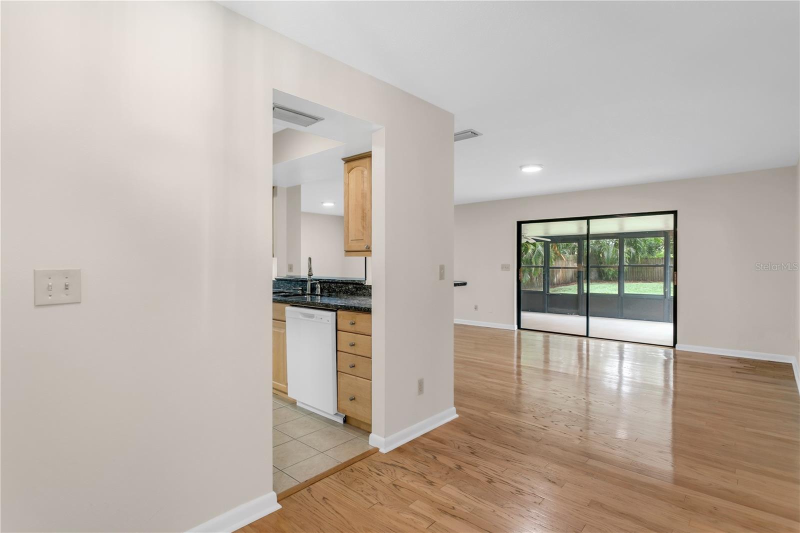 3302 W TAMBAY AVENUE, Tampa, FL 33611
