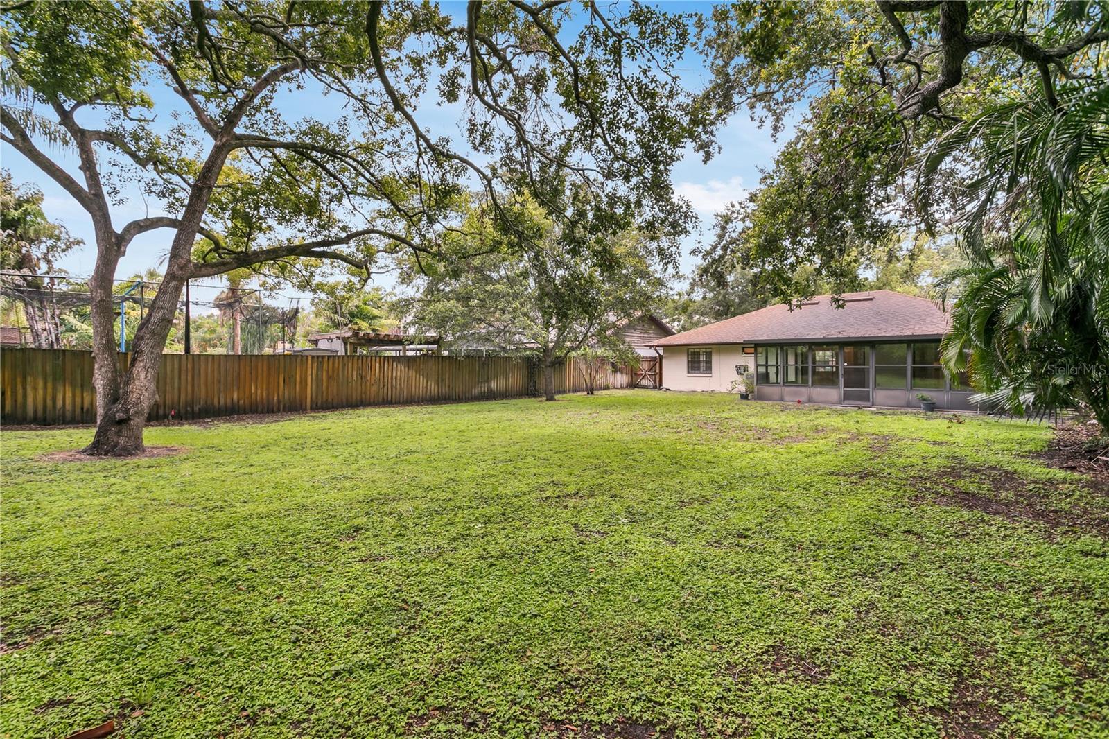 3302 W TAMBAY AVENUE, Tampa, FL 33611