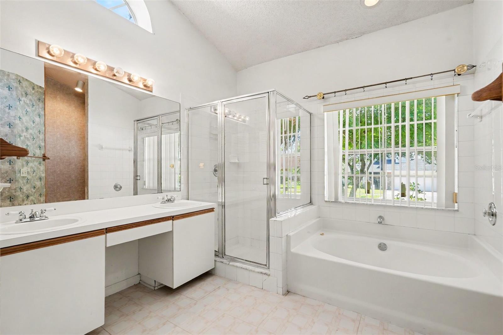 833 GREENBELT CIRCLE, Brandon, FL 33510