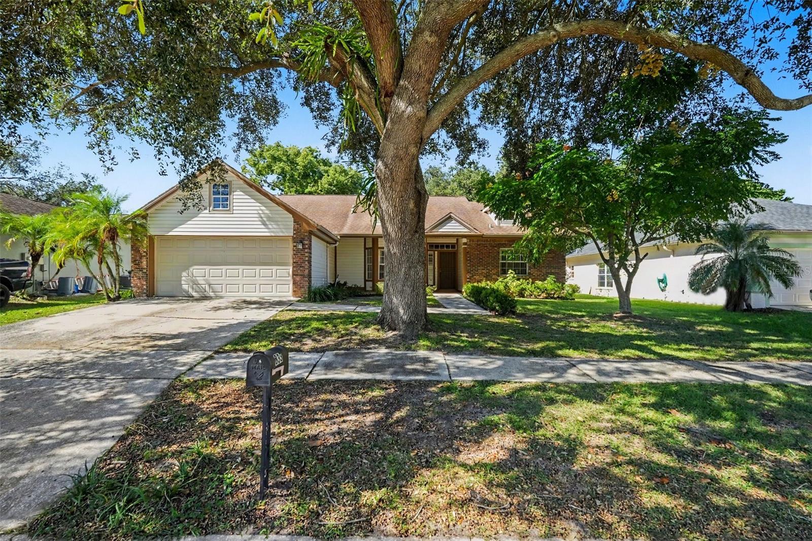 833 GREENBELT CIRCLE, Brandon, FL 33510
