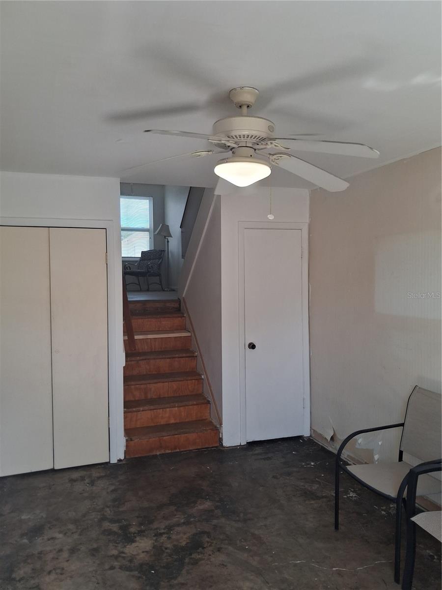 4310 LA MORA COURT, Tampa, FL 33611