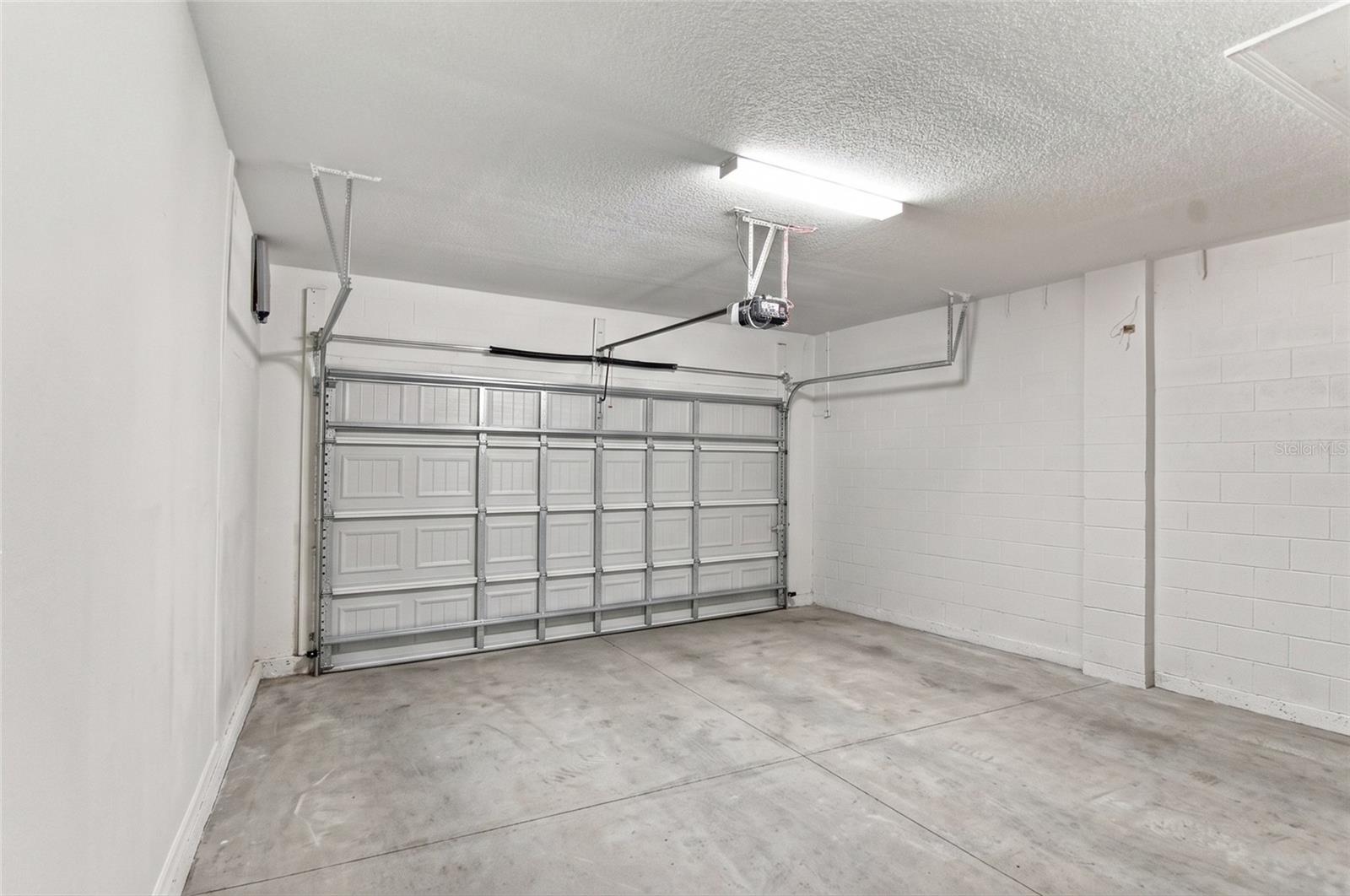 17401 HOLLY WELL AVENUE, Wimauma, FL 33598