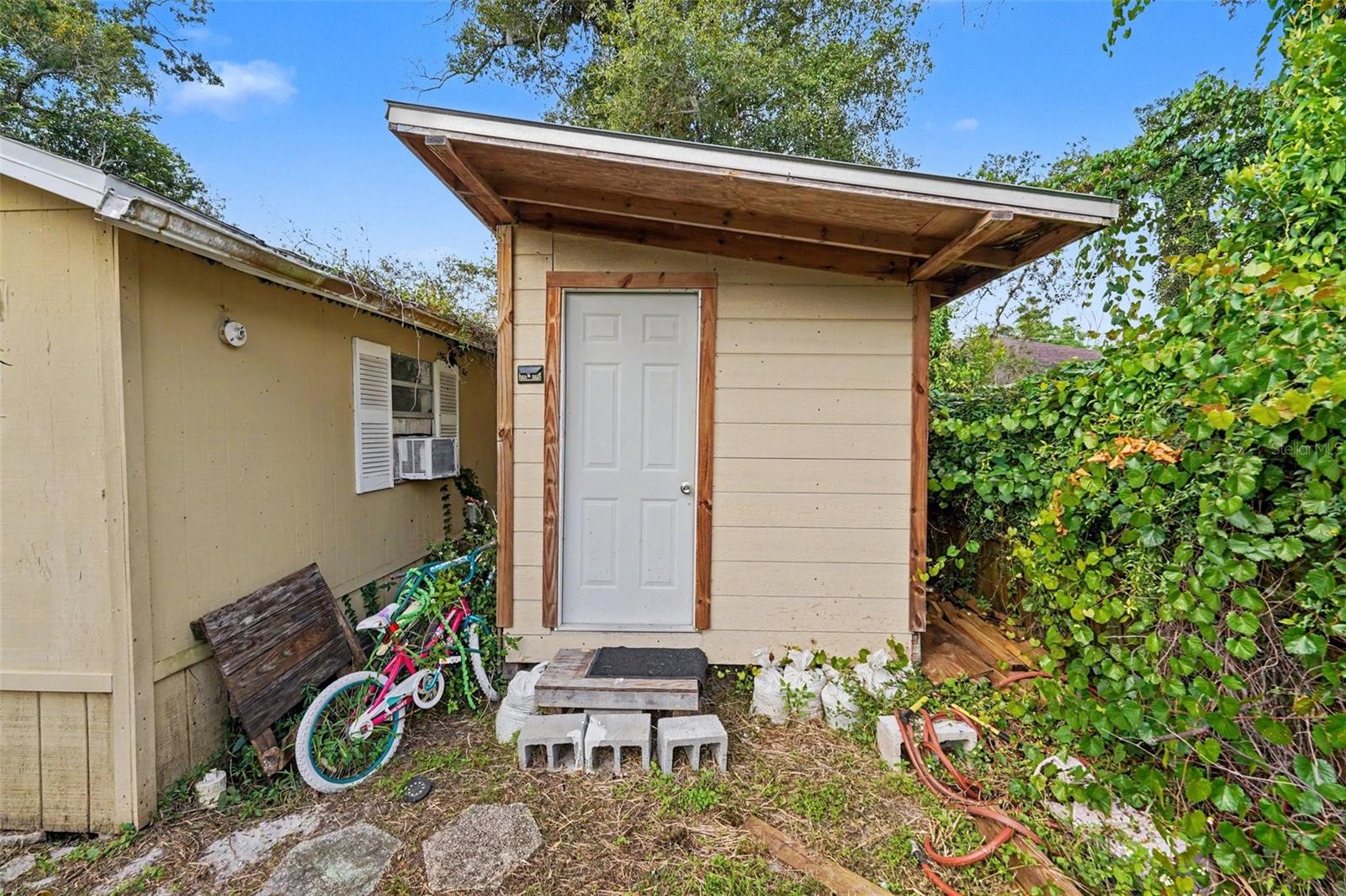 6210 N 45TH STREET, Tampa, FL 33610