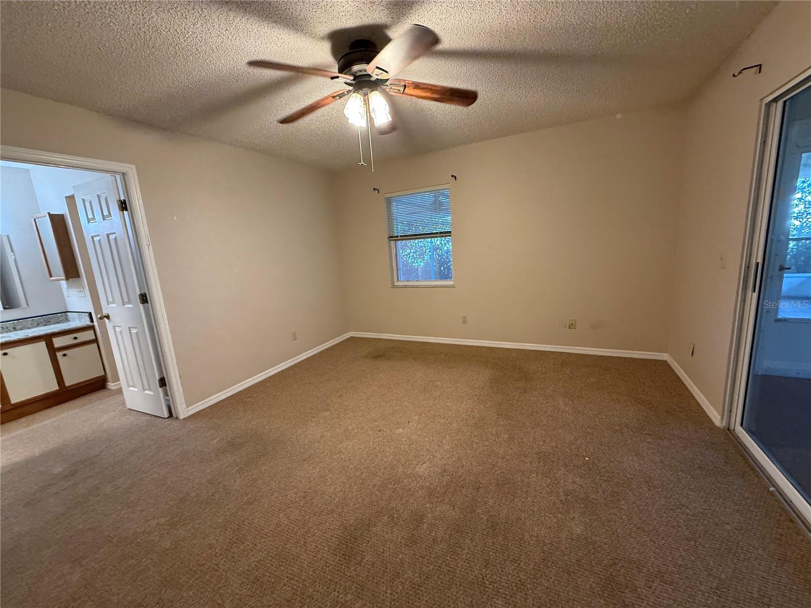7053 FLORA WAY, Lake Wales, FL 33898