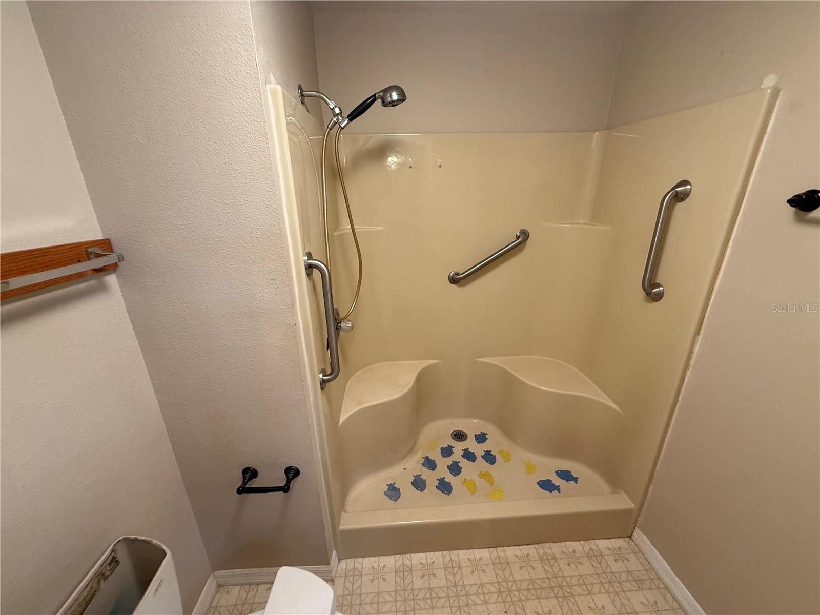 7053 FLORA WAY, Lake Wales, FL 33898