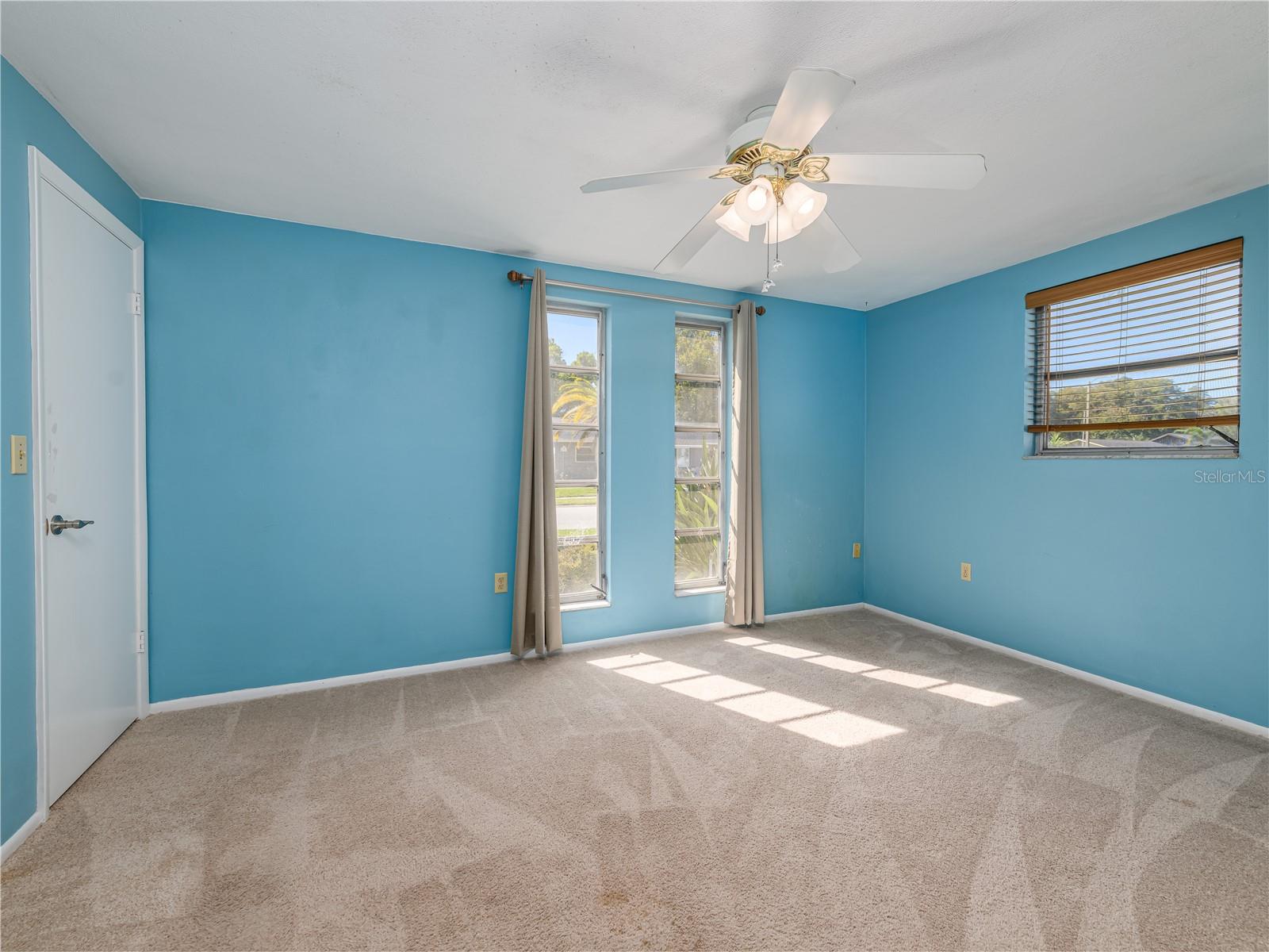 8135 BROWN PELICAN AVENUE, New Port Richey, FL 34653