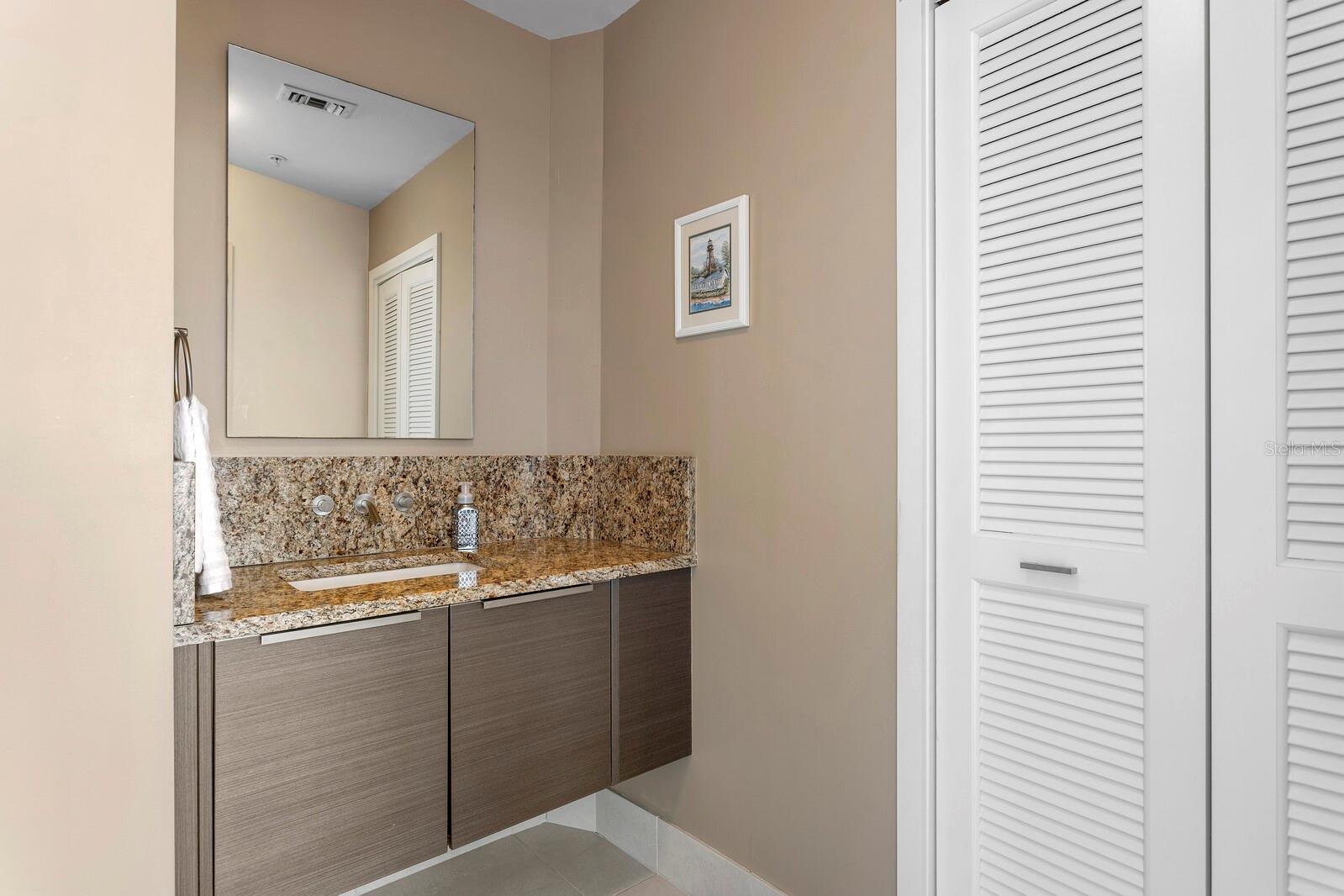 powder room