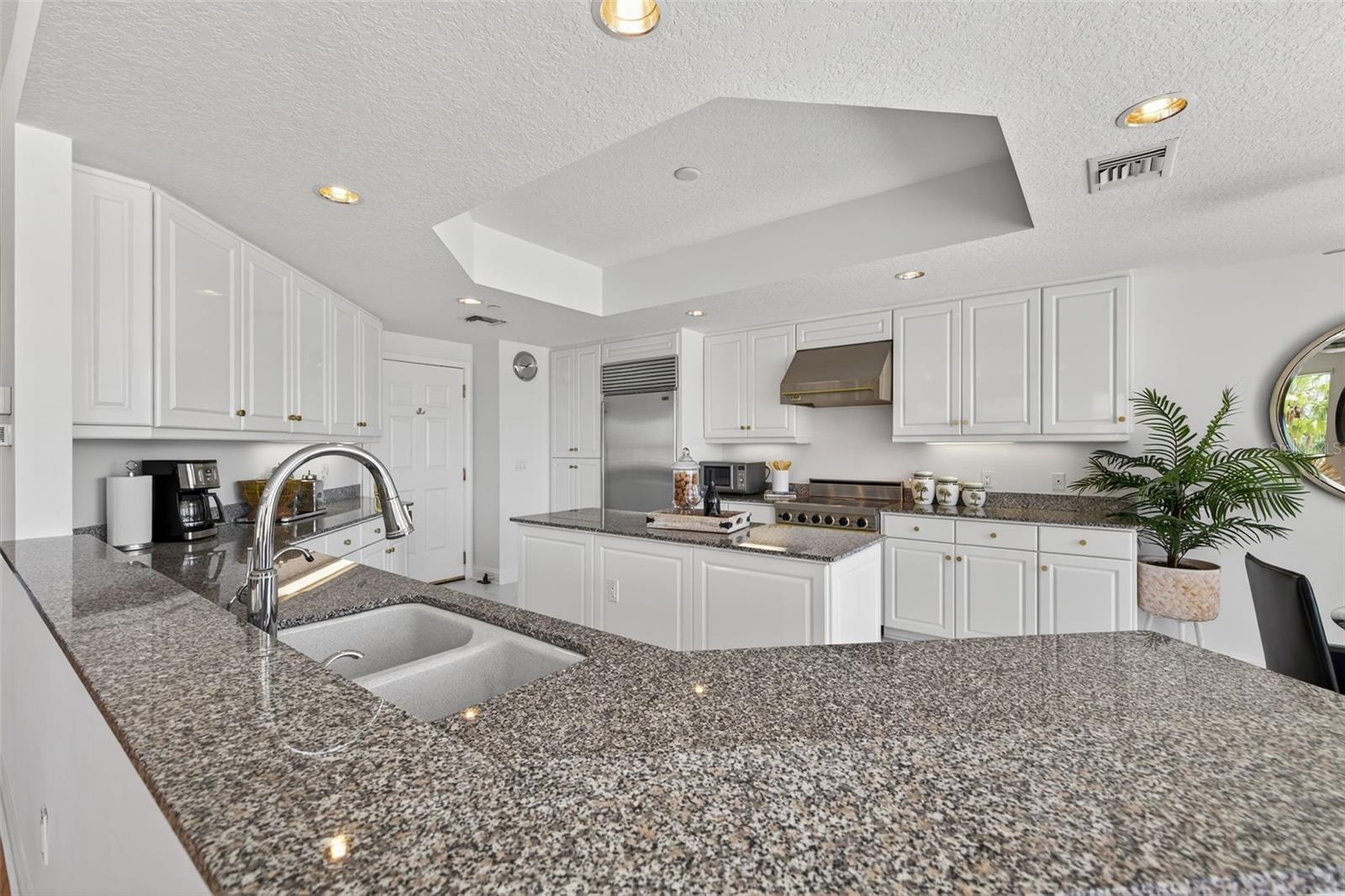 555 5TH AVENUE NE, #332, St Petersburg, FL 33701