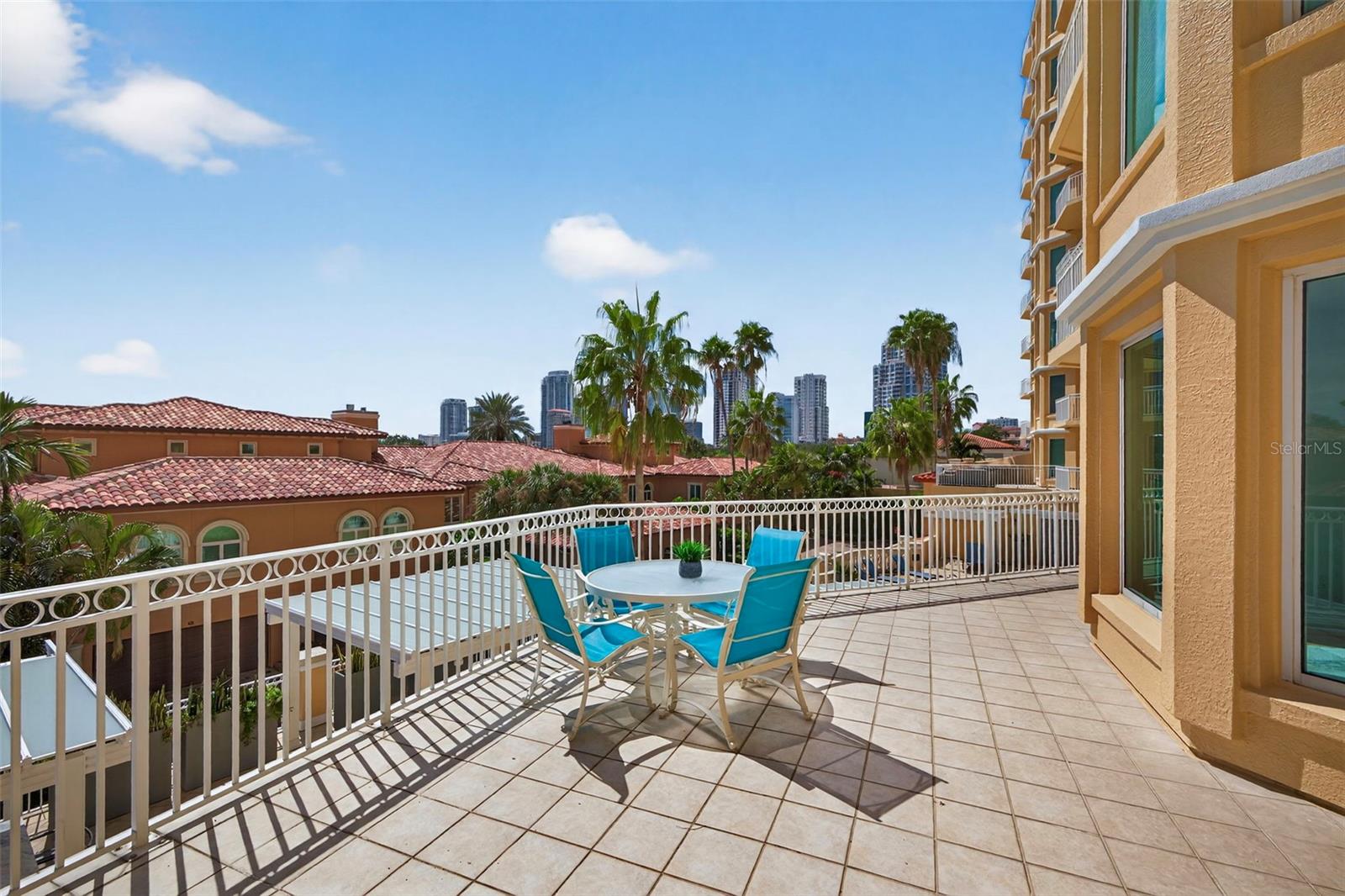 555 5TH AVENUE NE, #332, St Petersburg, FL 33701