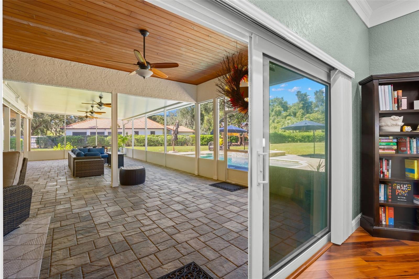 Primary Suite #1, access to Lanai