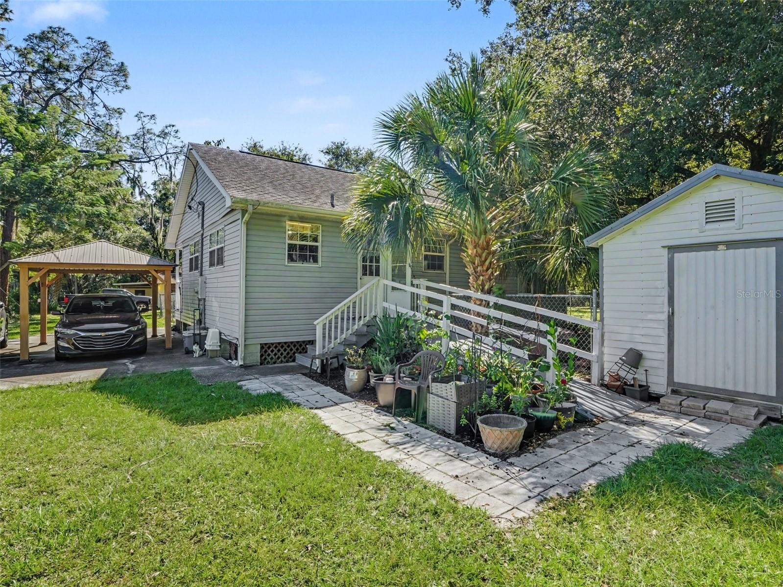 3020 STRAWBERRY LANE, Lakeland, FL 33801
