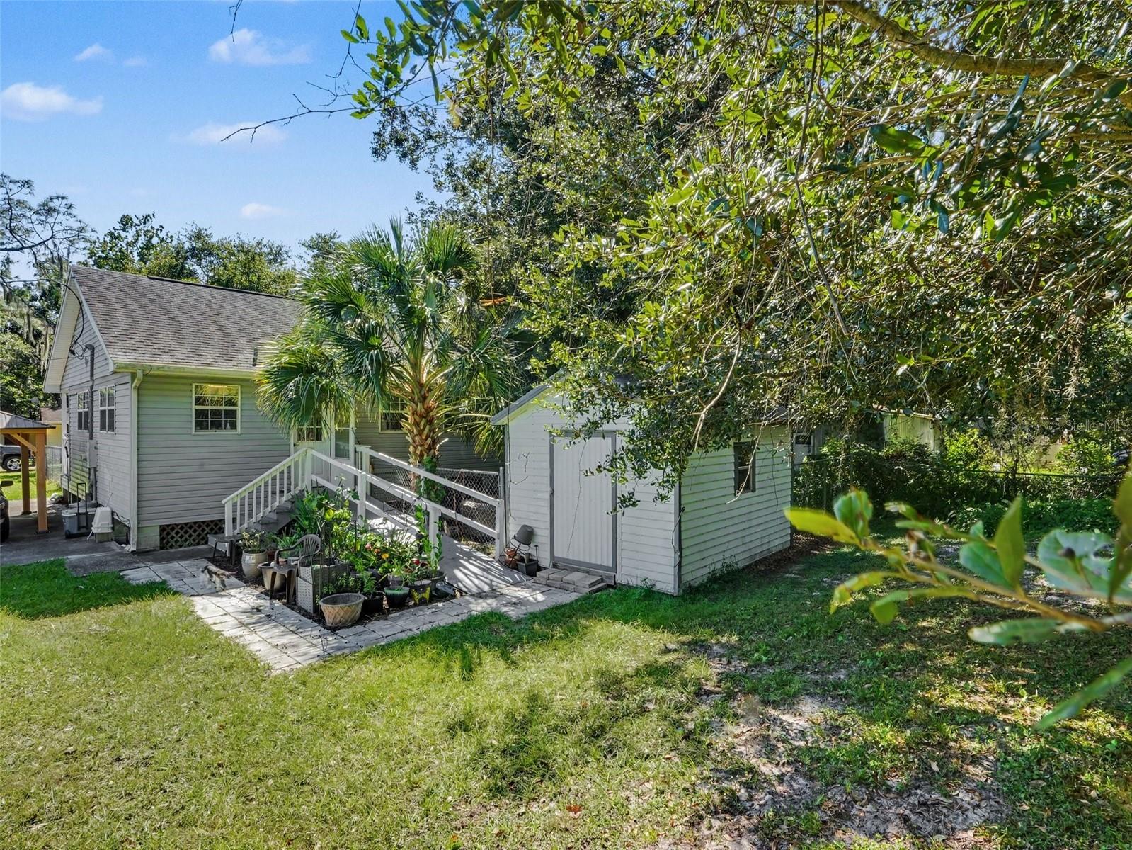 3020 STRAWBERRY LANE, Lakeland, FL 33801