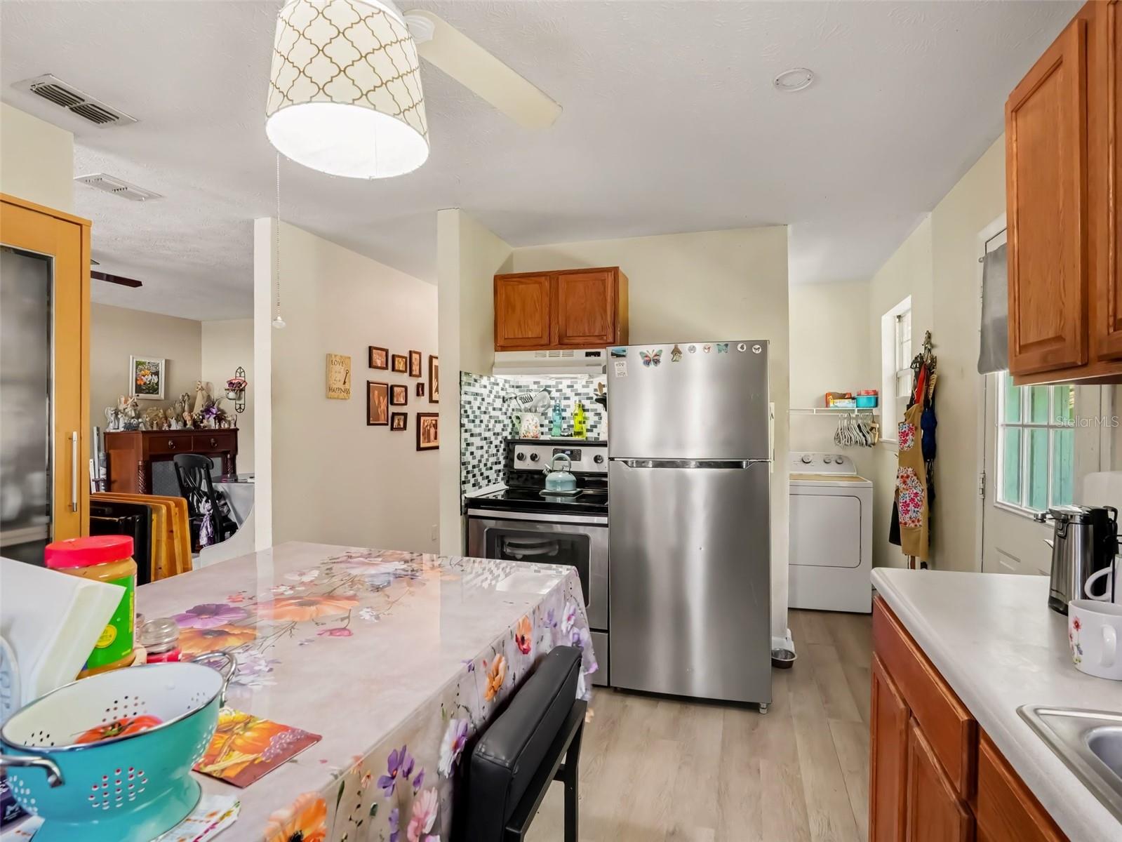 3020 STRAWBERRY LANE, Lakeland, FL 33801