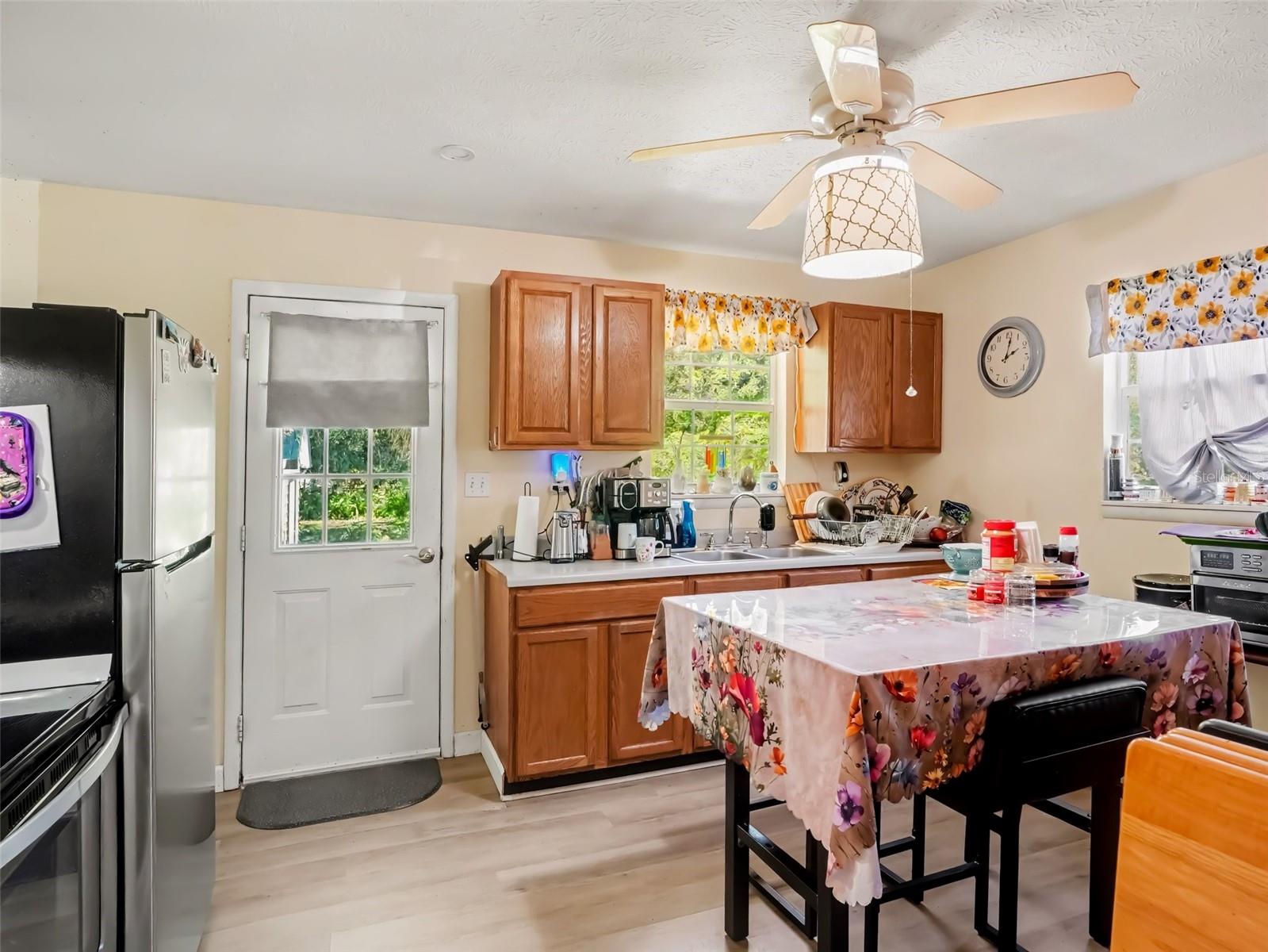 3020 STRAWBERRY LANE, Lakeland, FL 33801