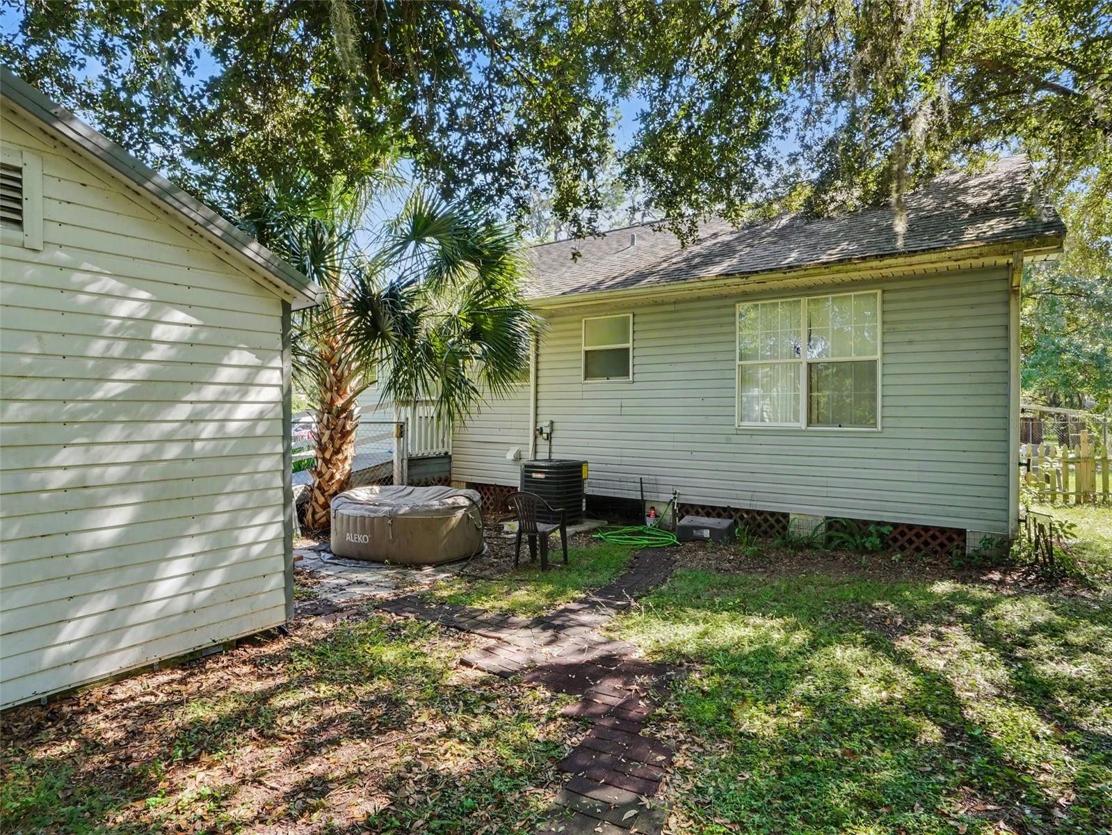 3020 STRAWBERRY LANE, Lakeland, FL 33801