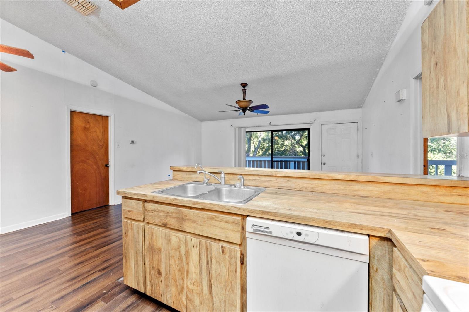 Crystal Beach, FL 34681