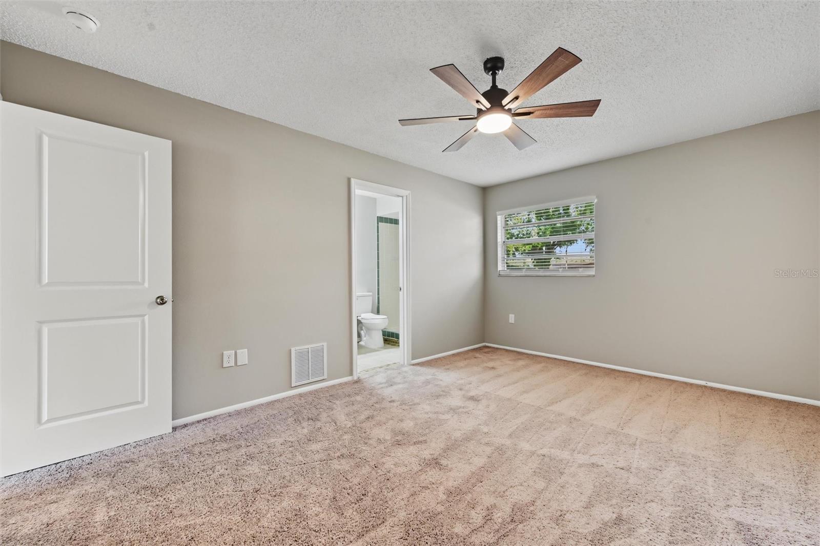 230 MAPLE AVENUE, Palm Harbor, FL 34684