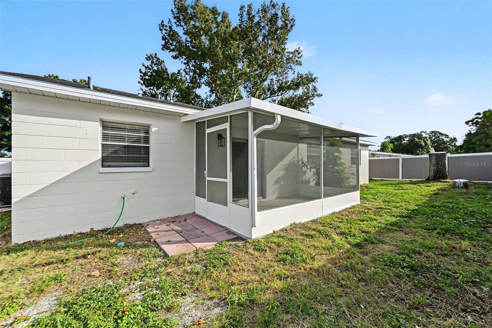 230 MAPLE AVENUE, Palm Harbor, FL 34684